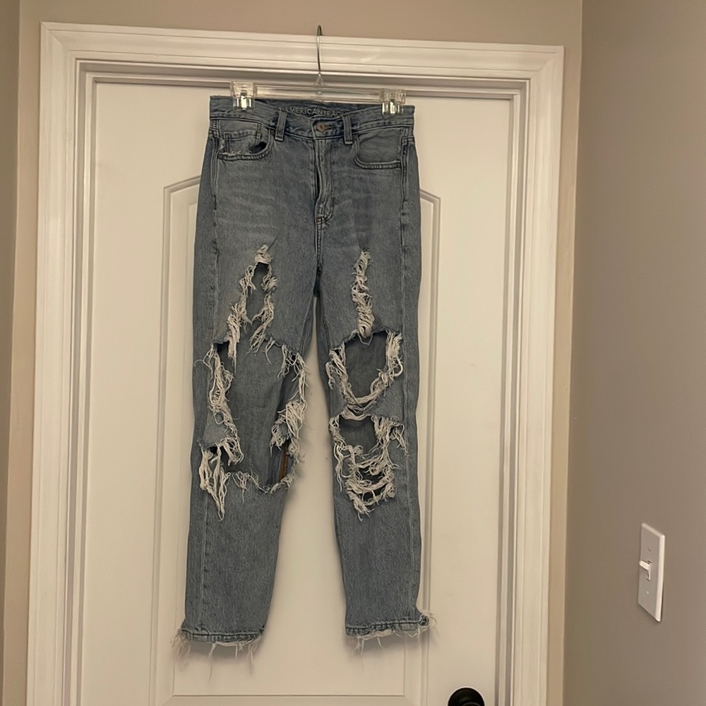American Eagle baggy ripped boyfriend Jeans